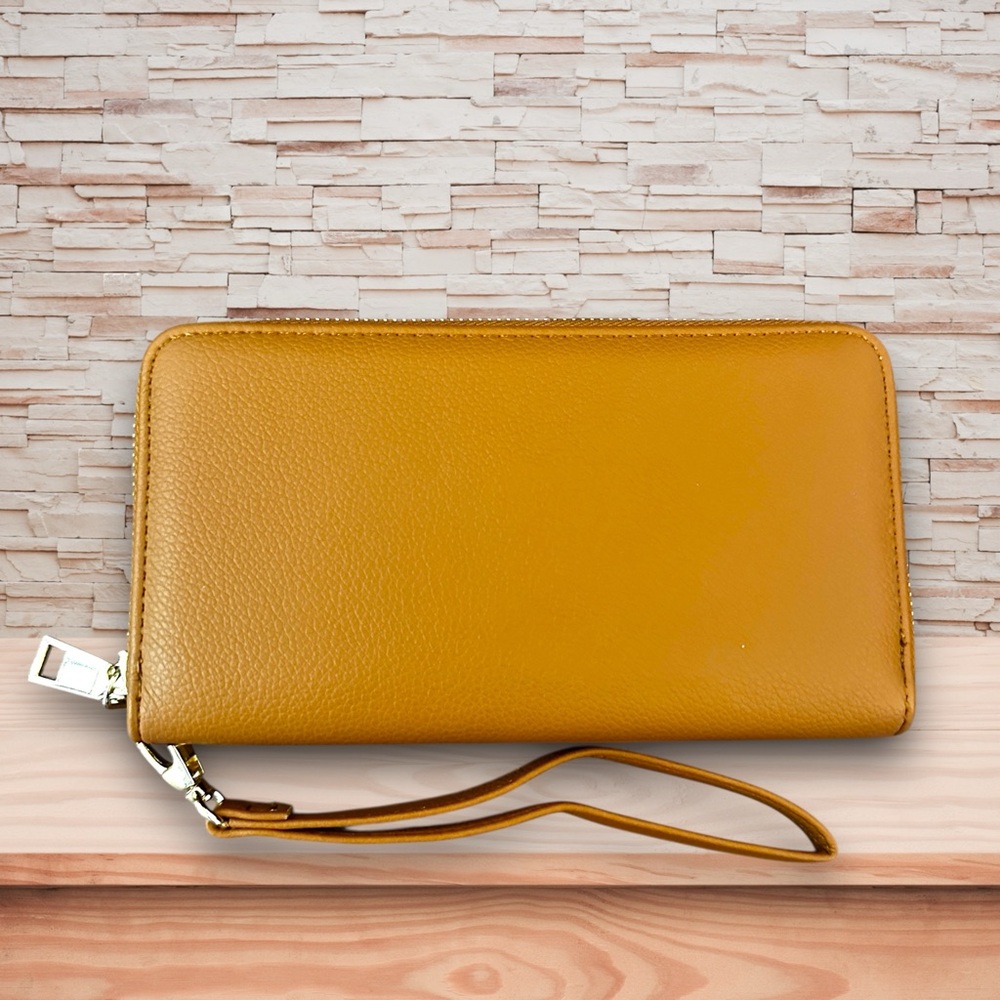 Elegant Tan Leather Wallet
